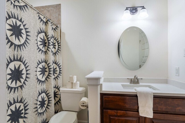 Building Photo - 13420 Trail Driver St