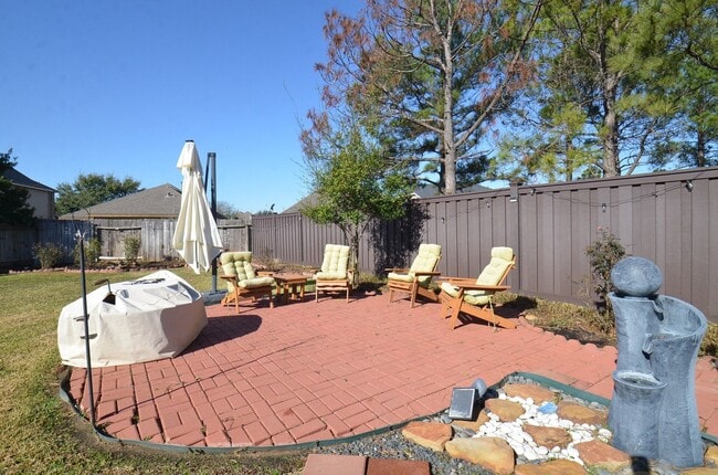 Building Photo - 3115 Sachse Ct