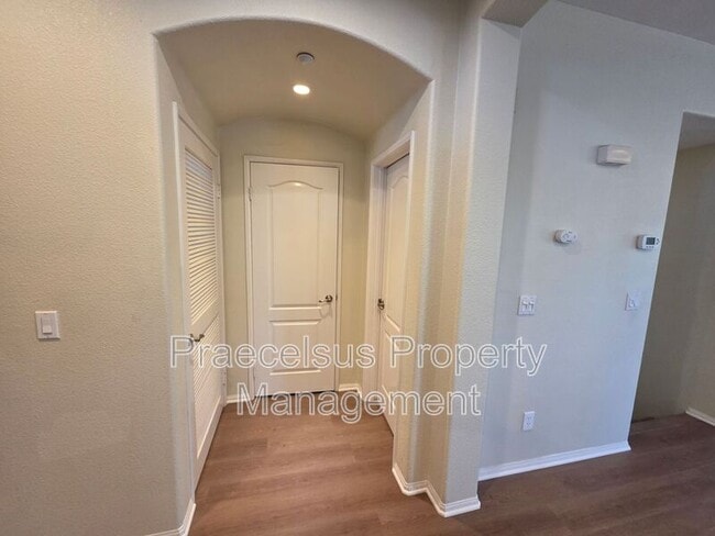 Building Photo - 1663 Claret Cup Dr