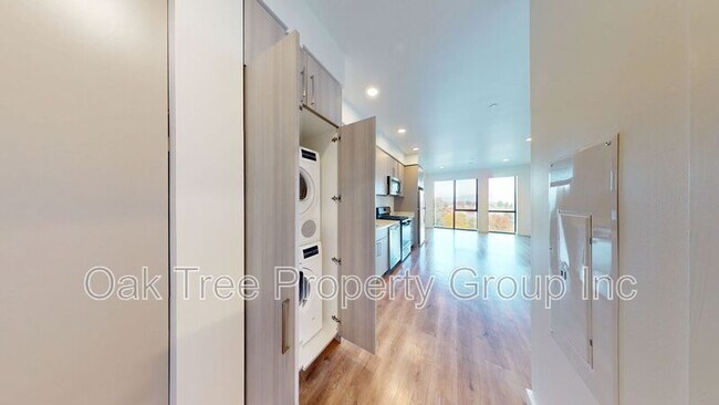 Building Photo - 532 Union St