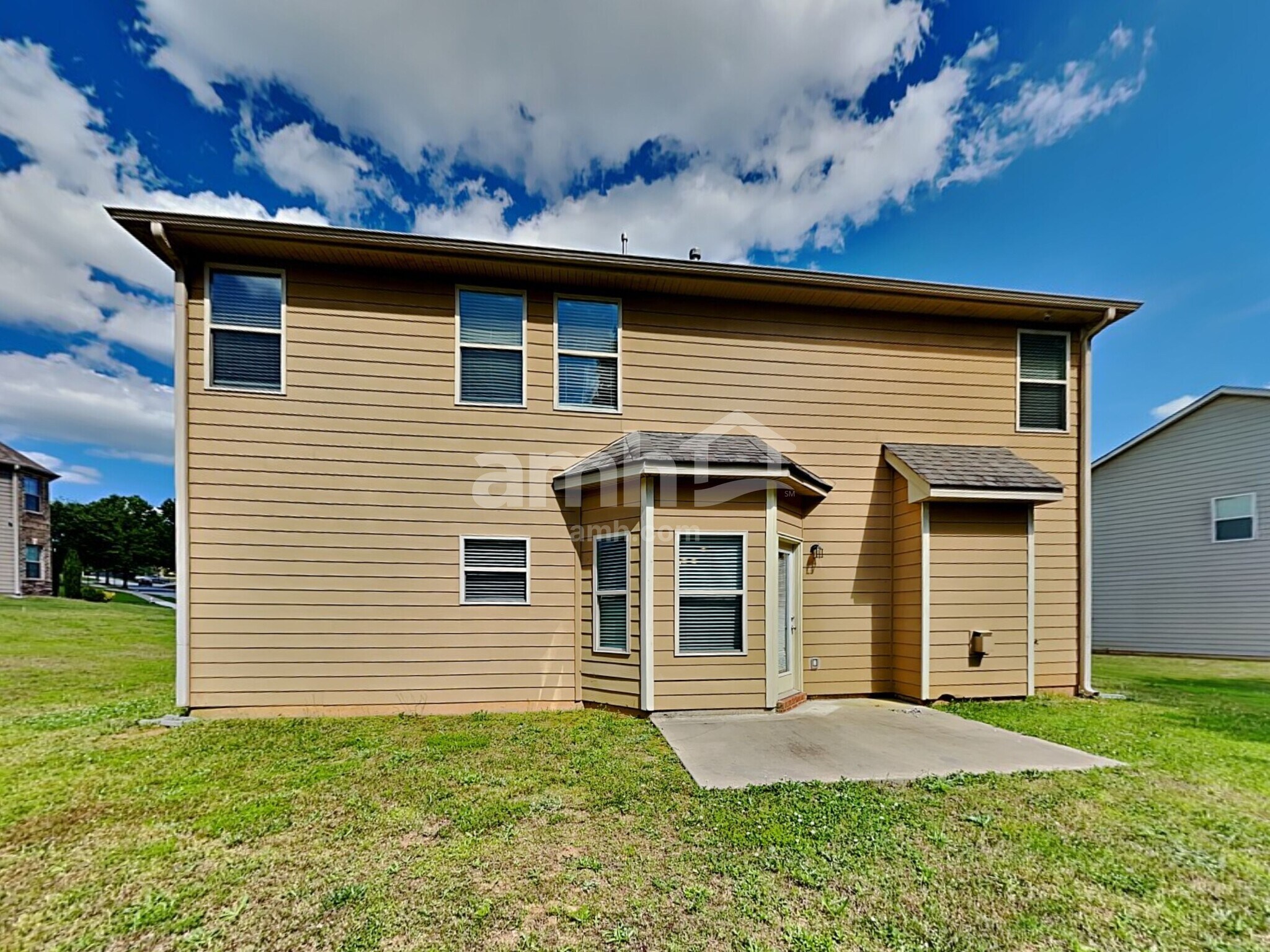 Building Photo - 729 Rolling Downs Dr SW