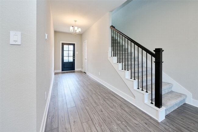 Building Photo - 10533 Preserve Wy