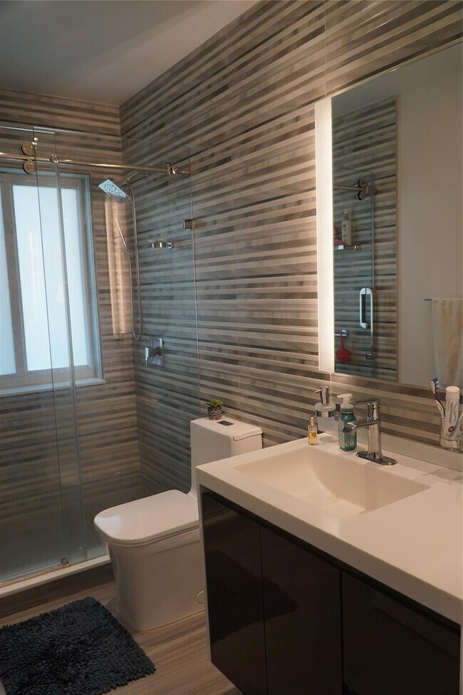 Building Photo - 17030 NW 19th Ct