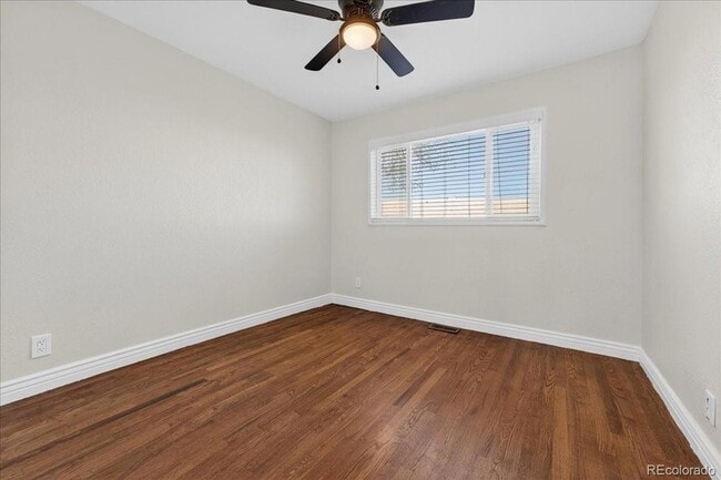 Building Photo - 69 Del Mar Cir