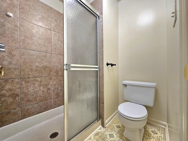 Building Photo - 4719 Gainsborough Dr