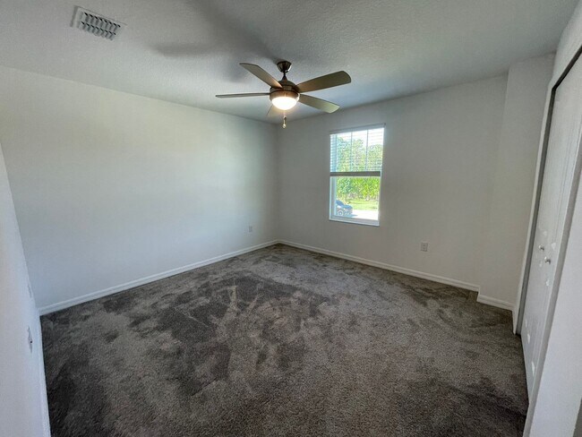 Building Photo - 4 Bedroom 2.5 Bathroom home located in Preserves at LPGA