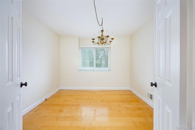 Building Photo - 54 Bennett Common Way