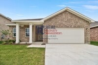Building Photo - Attractive 4/2 Open Concept Home