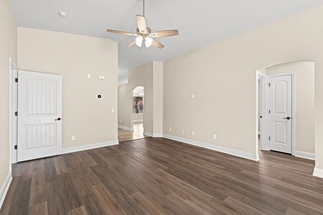 Building Photo - 4845 Makenna Cir