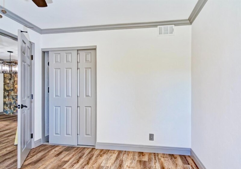 Building Photo - 5705 Friars Rd