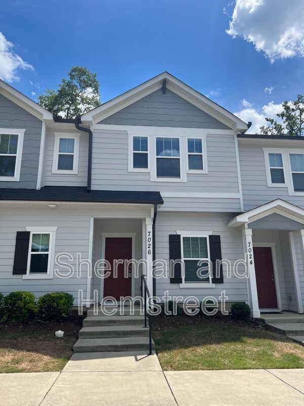 Building Photo - 7026 Hummingbird Dr