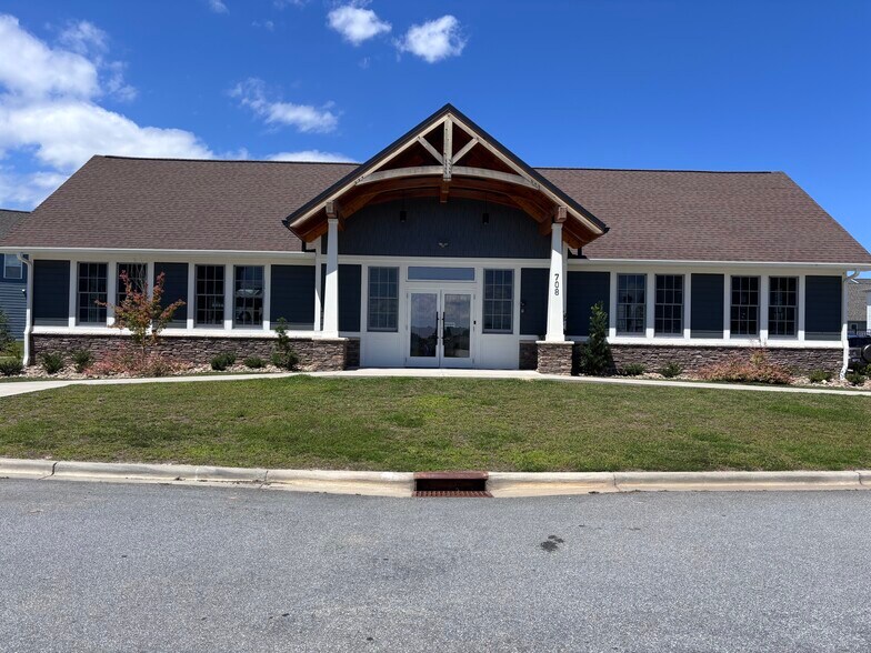 Clubhouse W Workout Room, Firepit, Pool, And Common Area! - 62 Fox Cove Rd