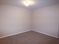 Building Photo - 1406 W Emerald Ave