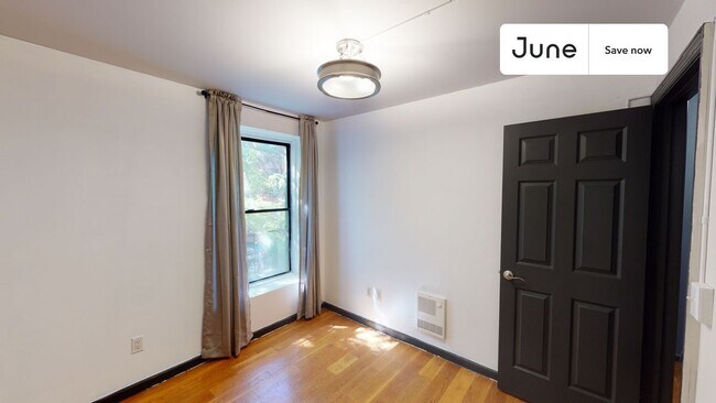 Building Photo - 161 W 120th St