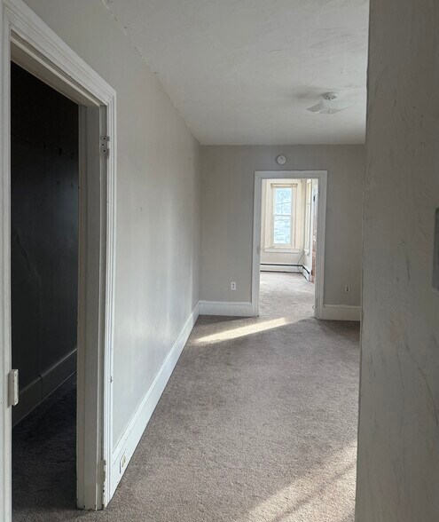 Building Photo - 139 Yost Ave