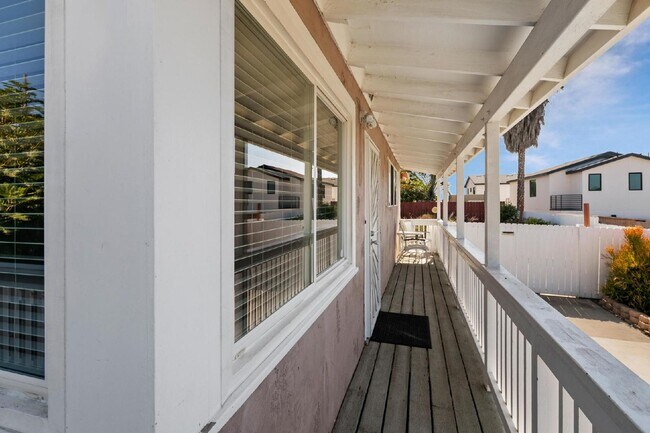 Building Photo - Remodeled San Diego Gem: 2-Bedroom + Den H...
