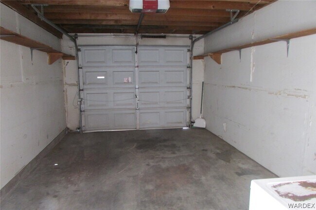 Building Photo - 1085 Chaparral Dr
