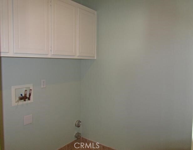 Building Photo - 46 Strawflower St