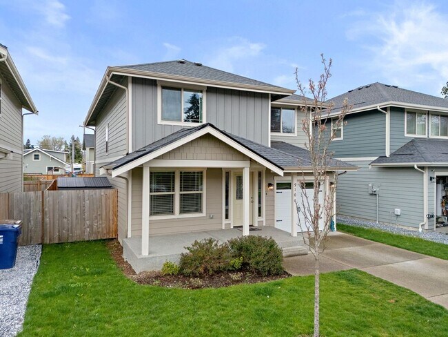 Building Photo - 9106 E Sherwood St