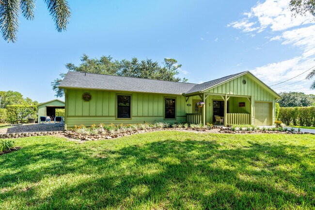 Building Photo - 11989 Persimmon Blvd