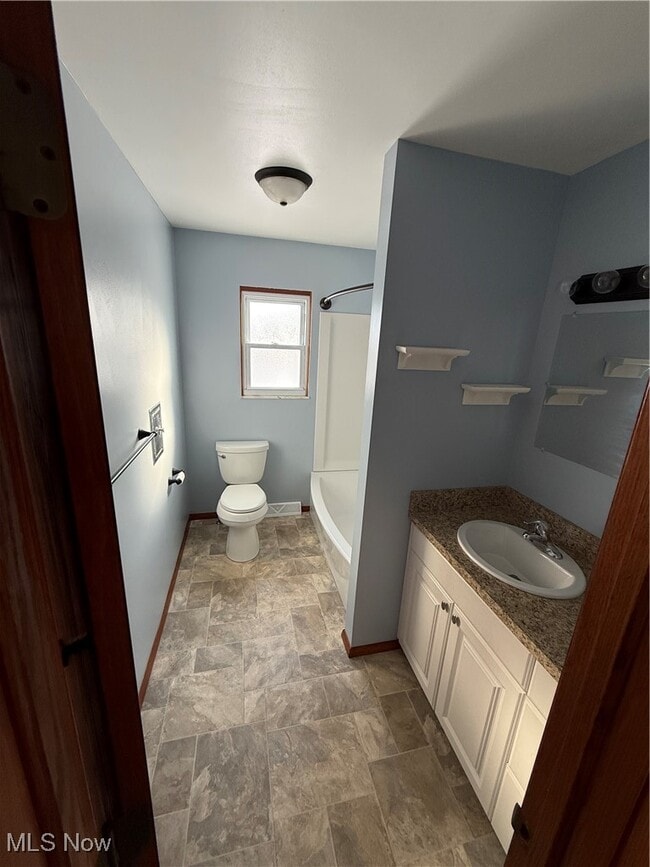 Building Photo - 1378 Cayuga Ave