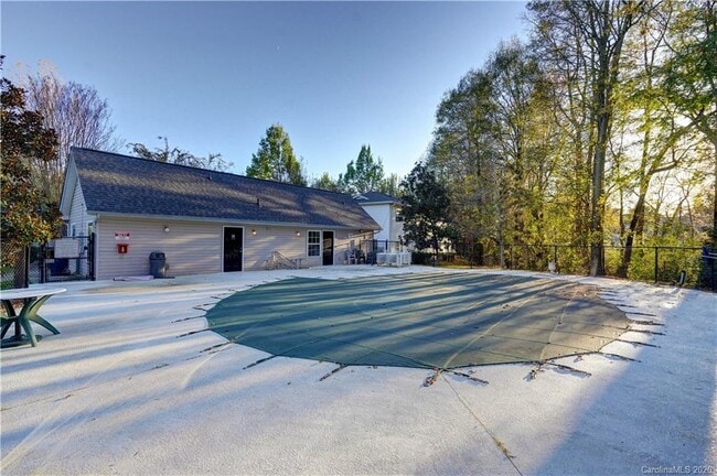 Building Photo - 21512 Aftonshire Dr