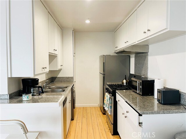 Building Photo - 3864 Inglewood Blvd