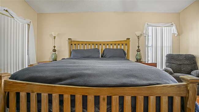 Building Photo - 820 Westbrook Terrace