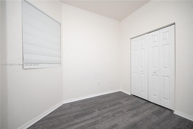 Building Photo - 10870 NW 88th Terrace