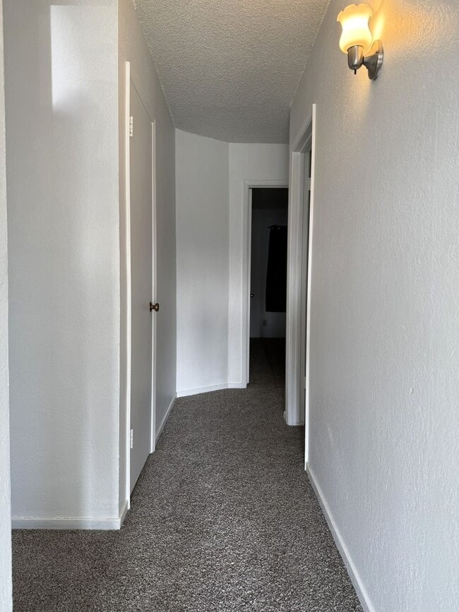 Building Photo - 1445/1447 Madison Ct.