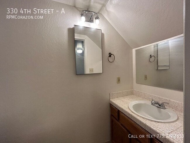 Building Photo - 330 4th St