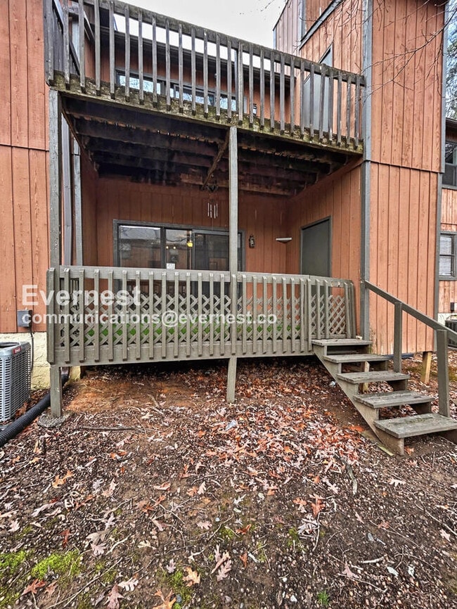 Building Photo - Spacious Condo with 2 bed / 2 bath / Pet Friendly / Available Now!