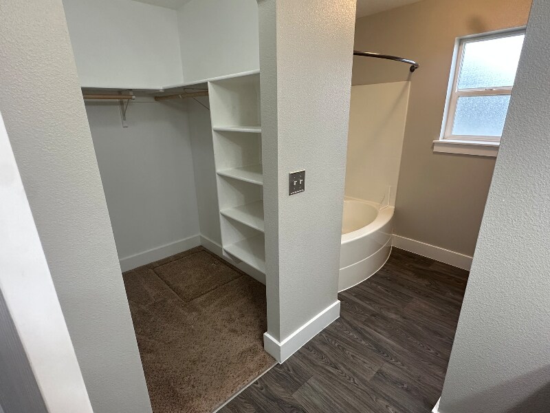 Building Photo - 2724 Sommersby Wy N
