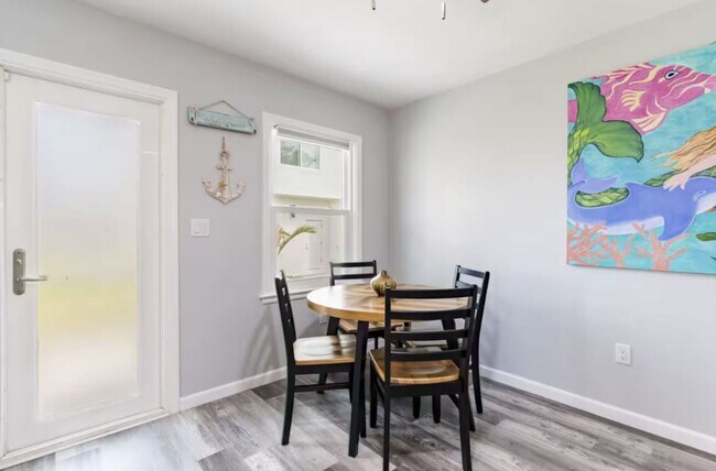 Building Photo - Furnished Beachside Retreat – Steps from t...