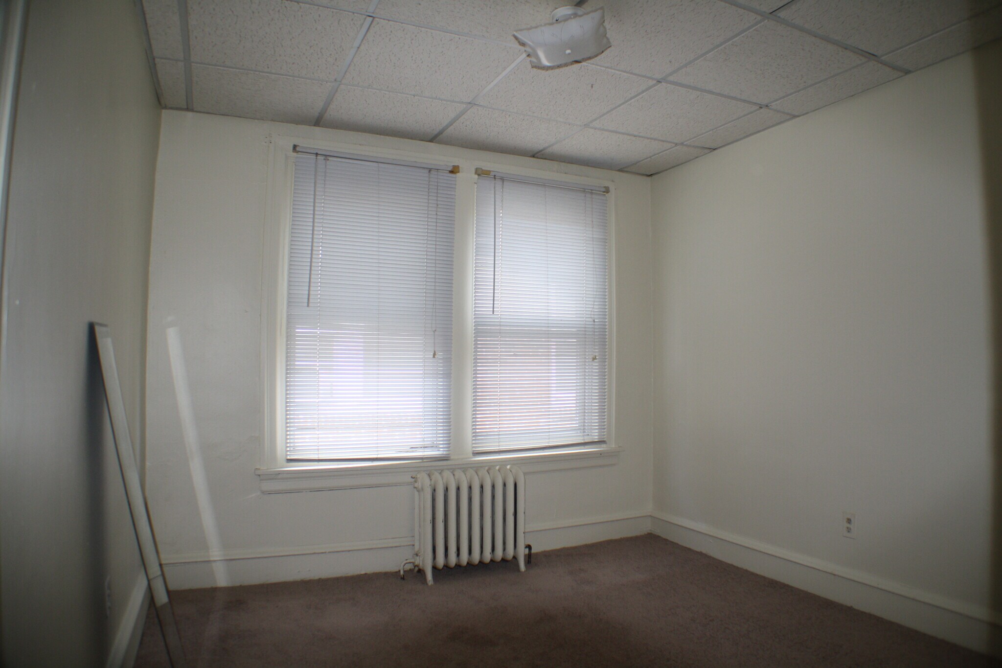 Building Photo - 703 W Haverford Rd