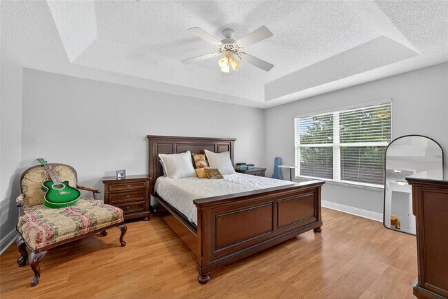 Building Photo - 1400 Holly Glen Run