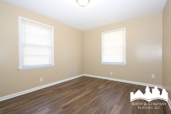 Building Photo - Welcome to 4396 Millbranch!