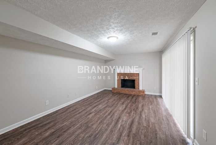Building Photo - 6575 Smoke Ridge Dr