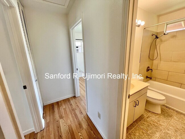 Building Photo - kama19b