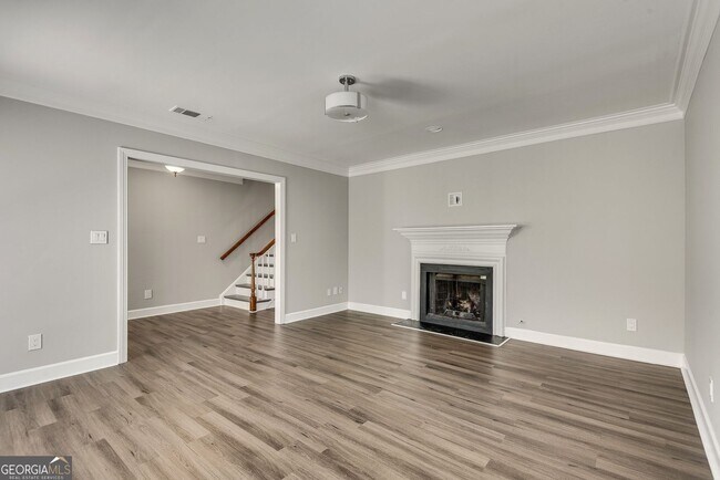 Building Photo - 58 Mt Vernon Cir