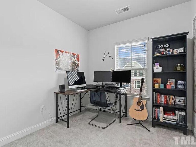 Building Photo - 1030 Brownsmith Dr