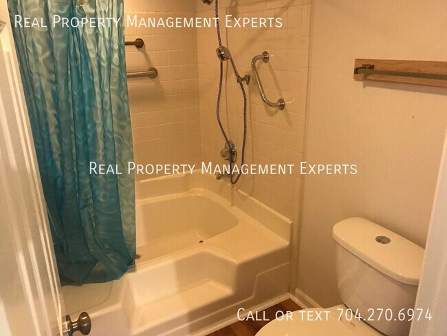 Building Photo - 7332 Winery Ln