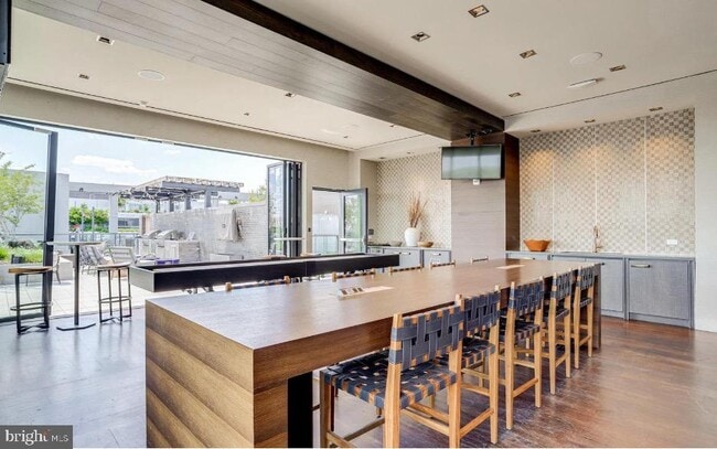 Building Photo - 70 N St SE