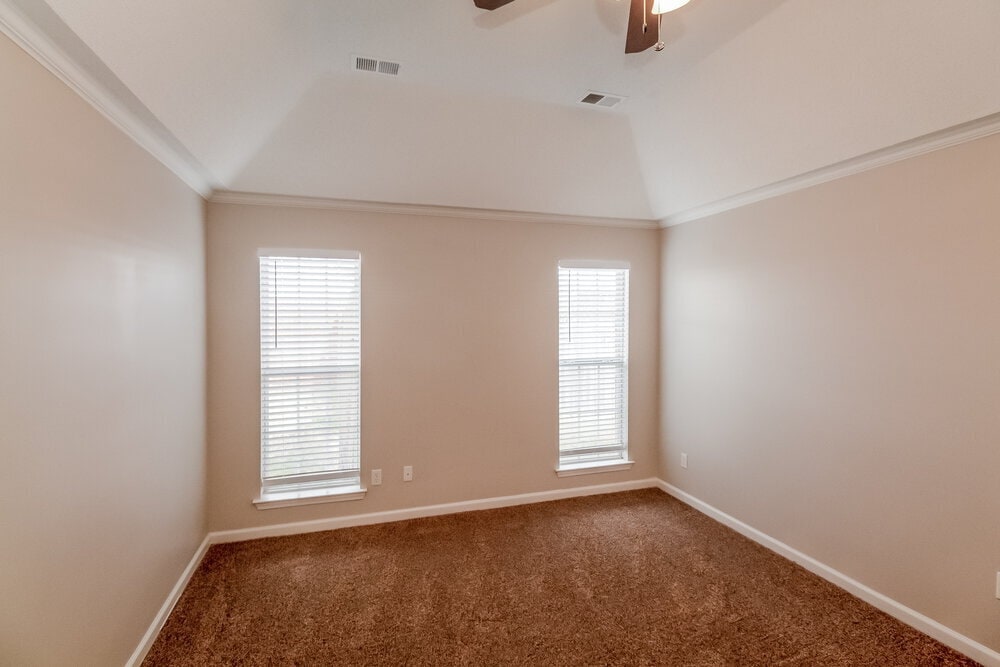 Building Photo - 6300 Sandbourne W