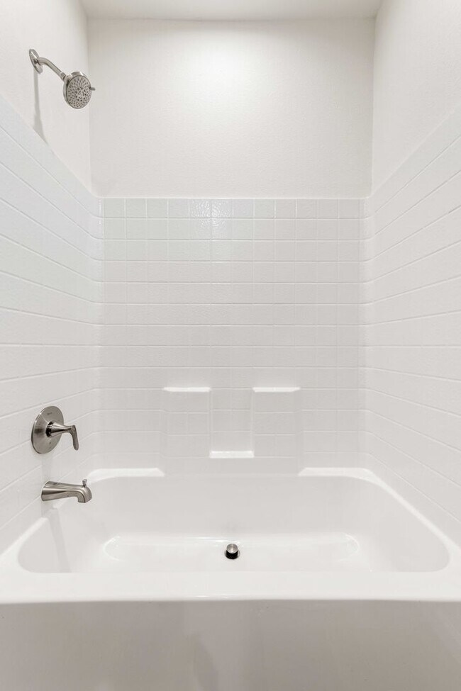Building Photo - BRAND NEW HOME IN THE PLEASURE POINT AREA OF SANTA CRUZ. $3,750 Per Month