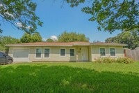 Building Photo - 116 Texas Ave