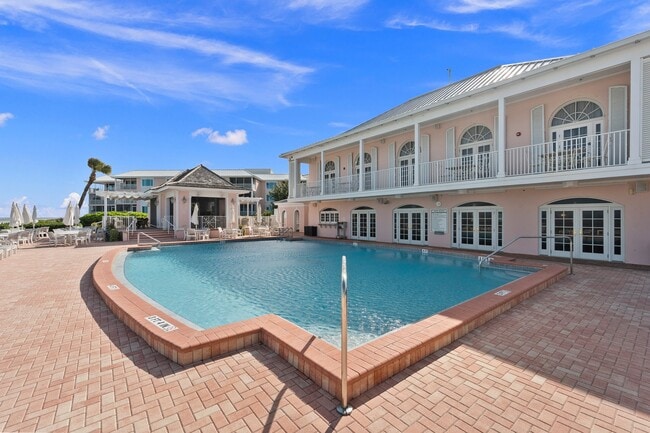 Building Photo - 1240 Palmetto Ct