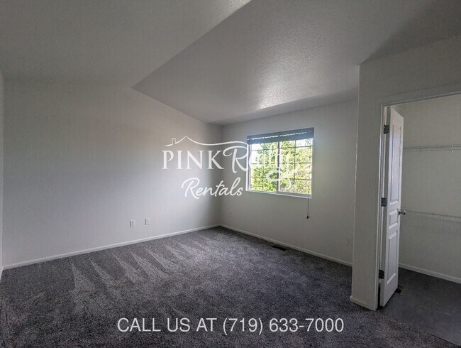 Building Photo - 62 Audubon Dr