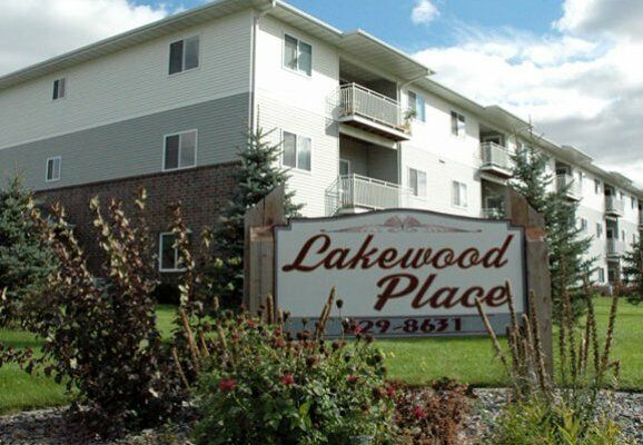 Building Photo - Lakewood Place