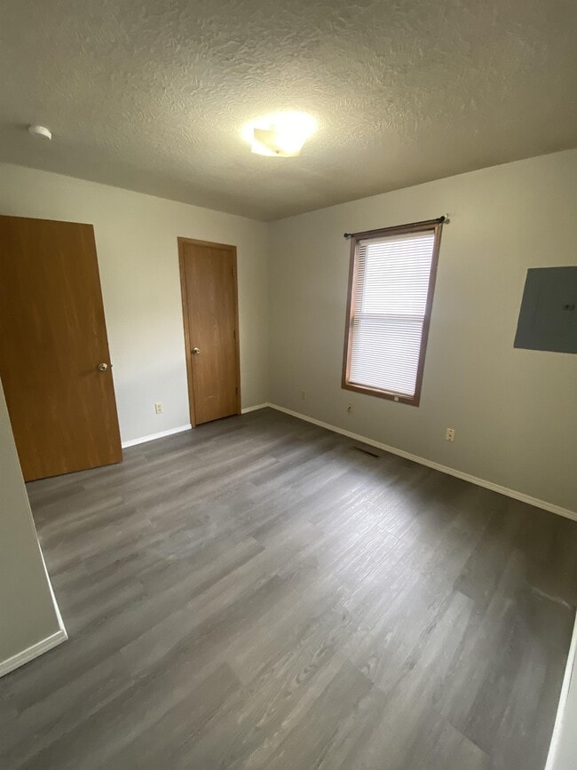 Building Photo - 1547 N Colgate Ave